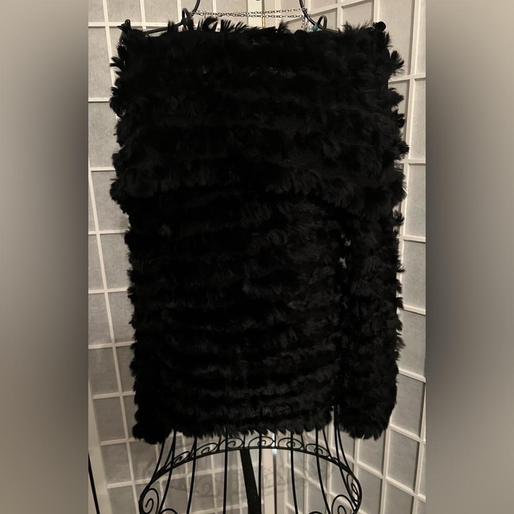 BCBG MAXAZRIA Rabbit Fur Off-Shoulder Top Black NWT - Picture 10 of 15